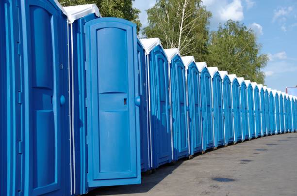 Porta potty rental for outdoor events in Bear Creek, FL